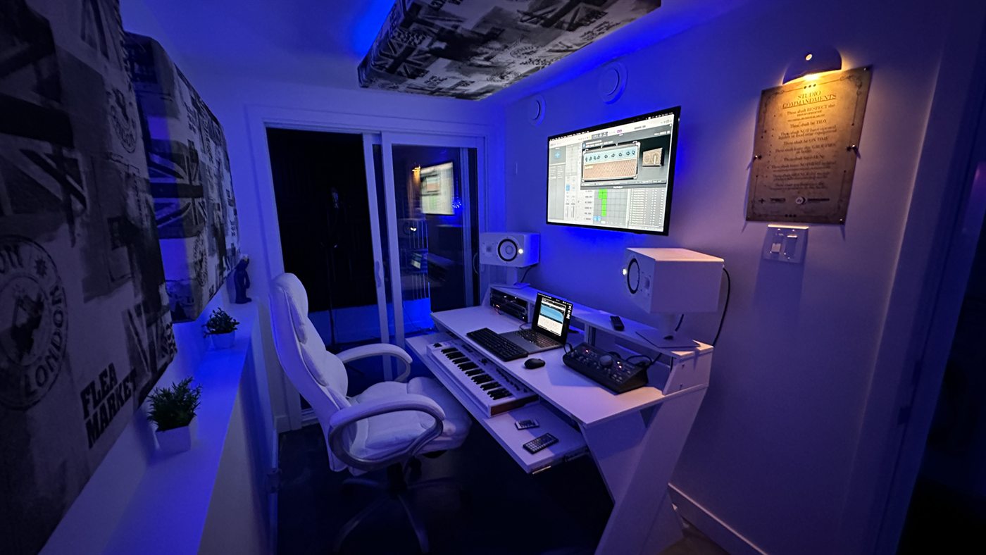 760 Media Studio B recording room